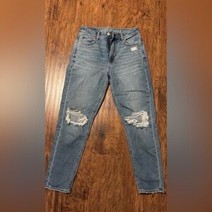 American Eagle mom Jeans
